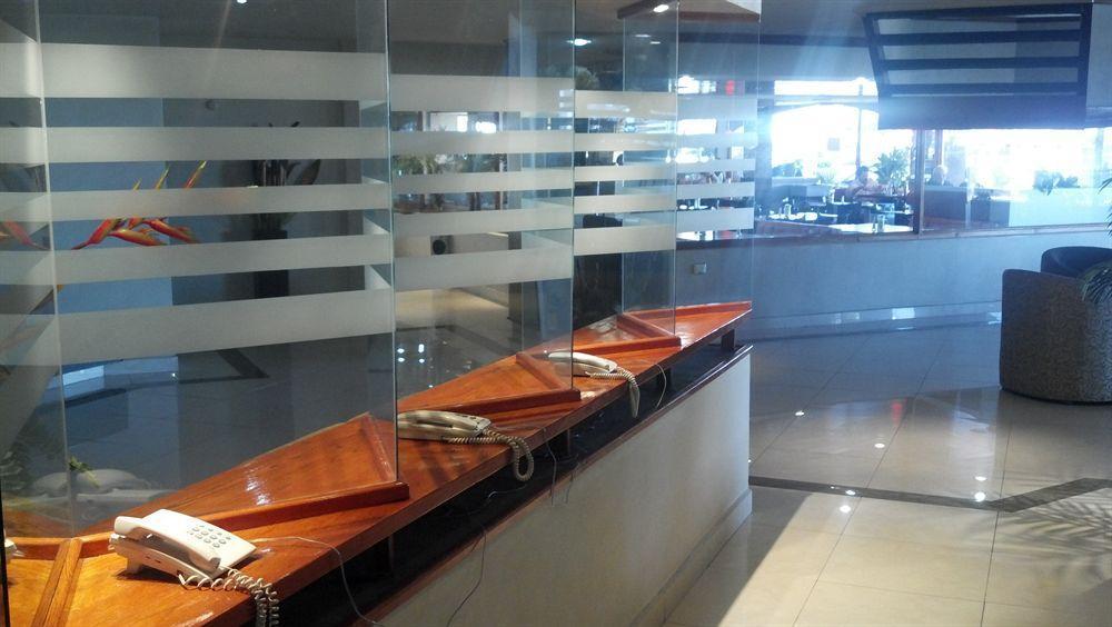Fastos Hotel Monterrey Bagian luar foto